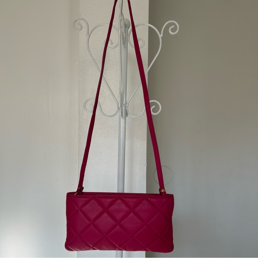 Michael Kors pink B1203 shoulder bag. - Picture 2 of 14